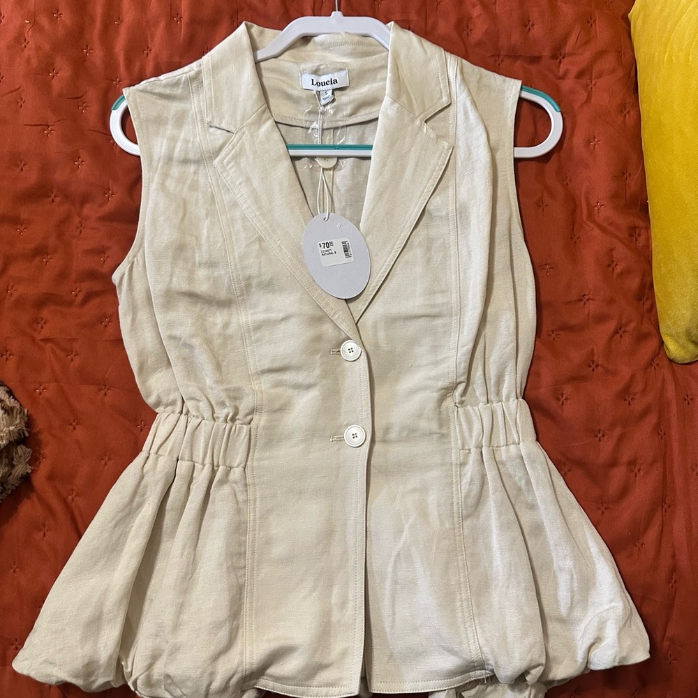 Cream Sleeveless Women's Top